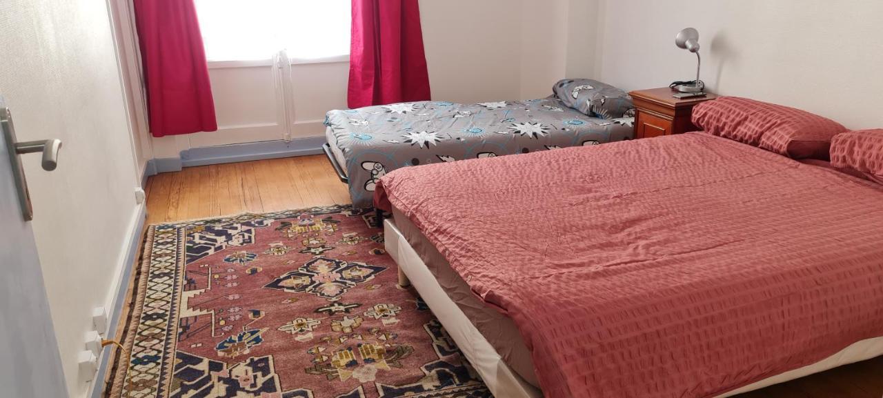 Apartment Mairie, 50 M2 , Lumineux , Renove , 4 Pers.